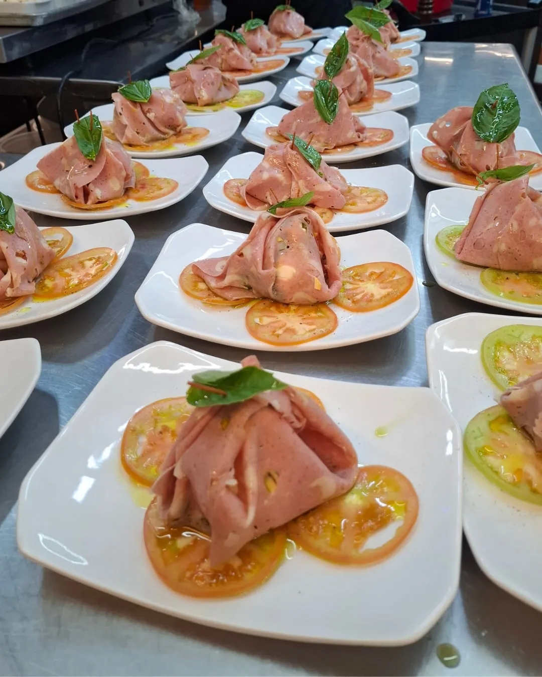 Fagottini di mortadella